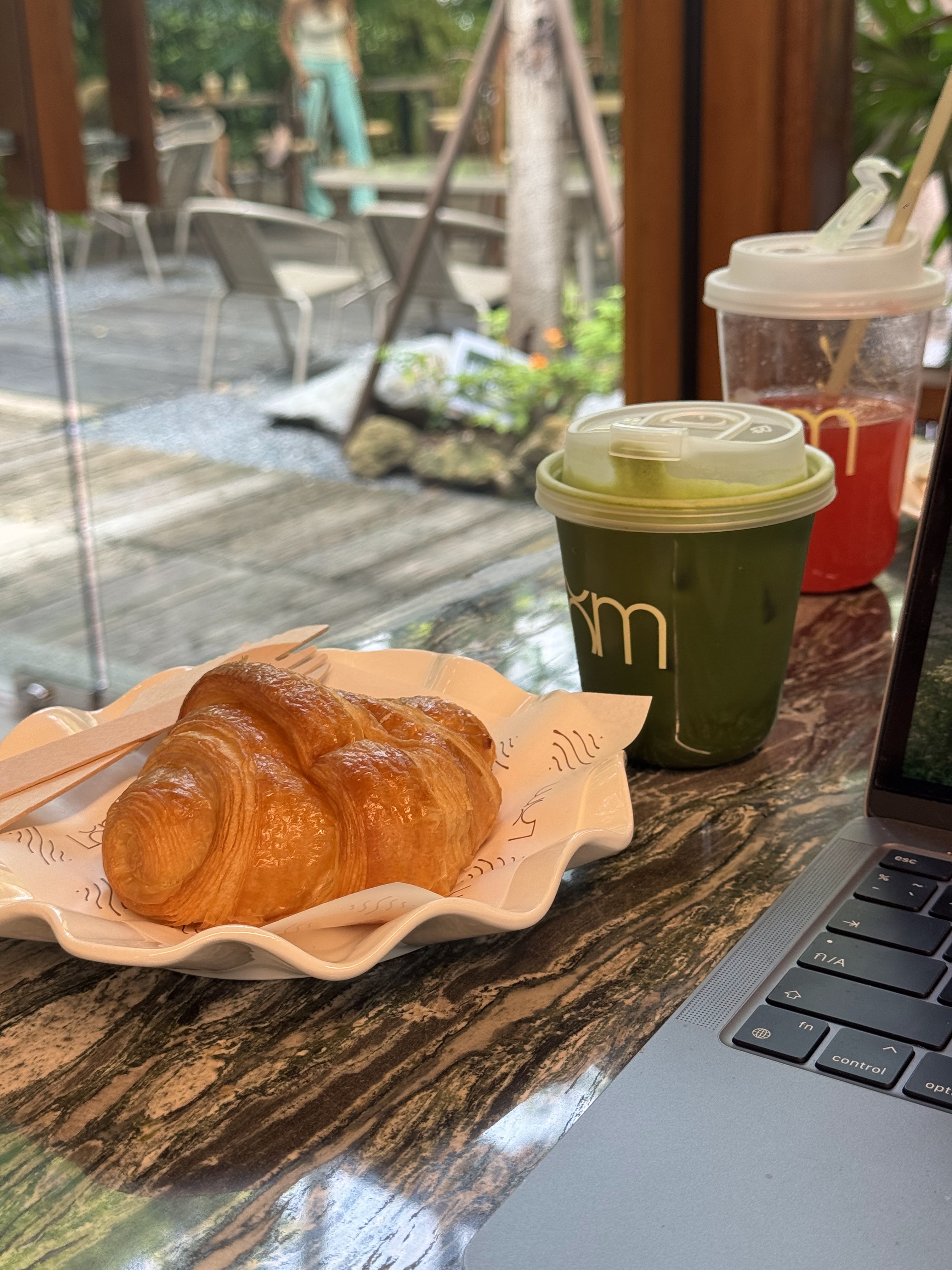 Cafe Lom