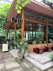 Cafe Lom