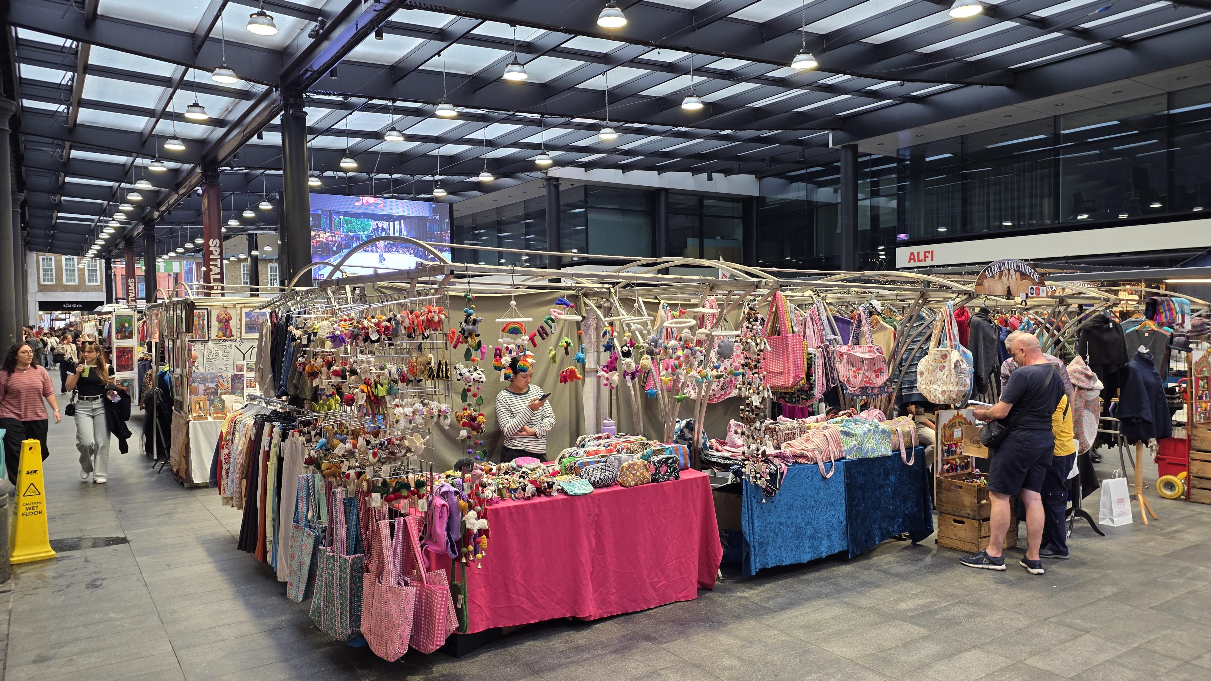 Miznon Spitalfields Market Stall
