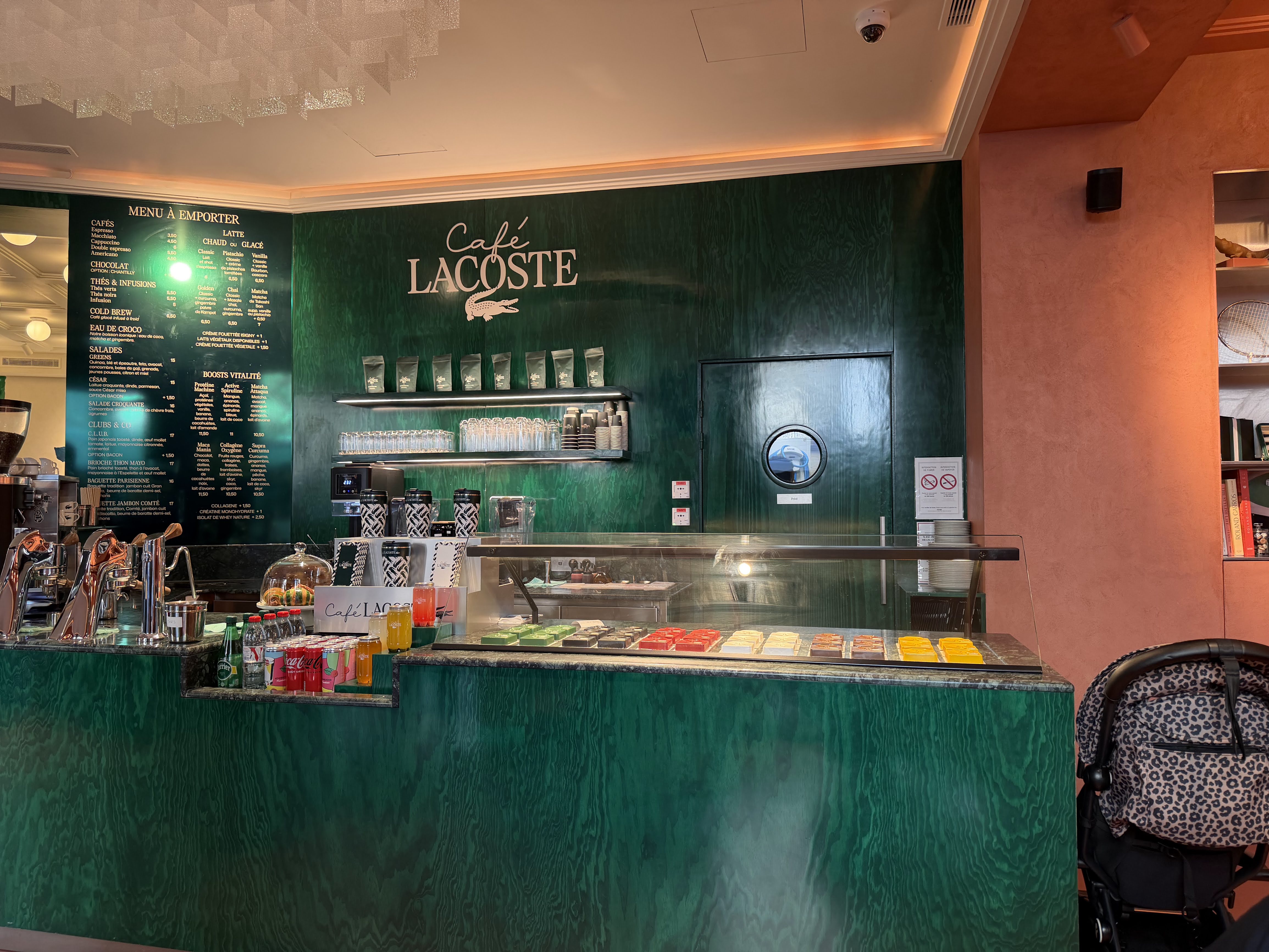 Café Lacoste
