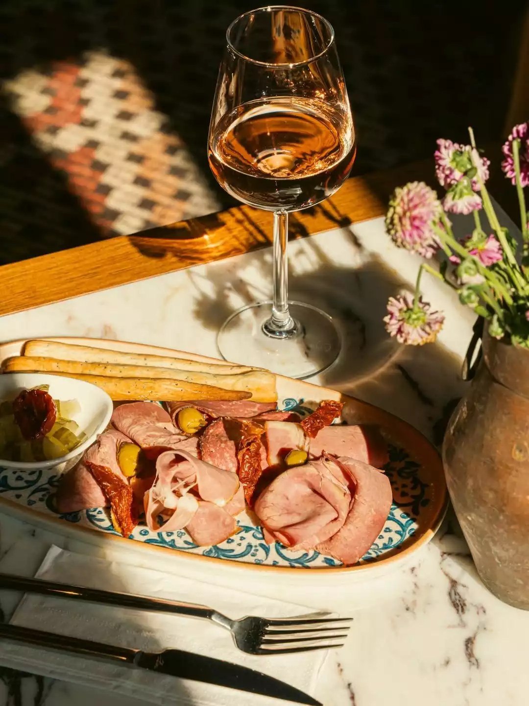 Inside Bağ Pera Wine Bar, Pera
