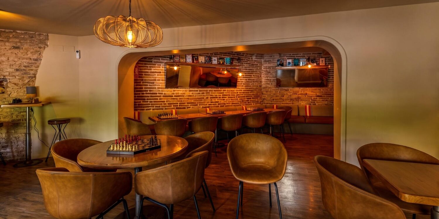 A still from Bar 64