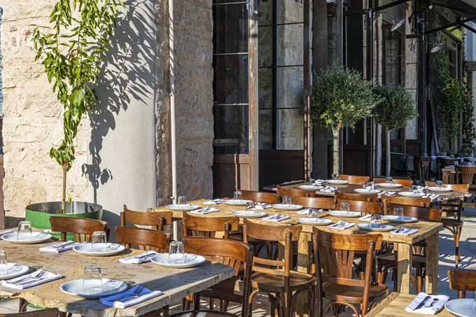 Focu Sauvage Rouf Athens