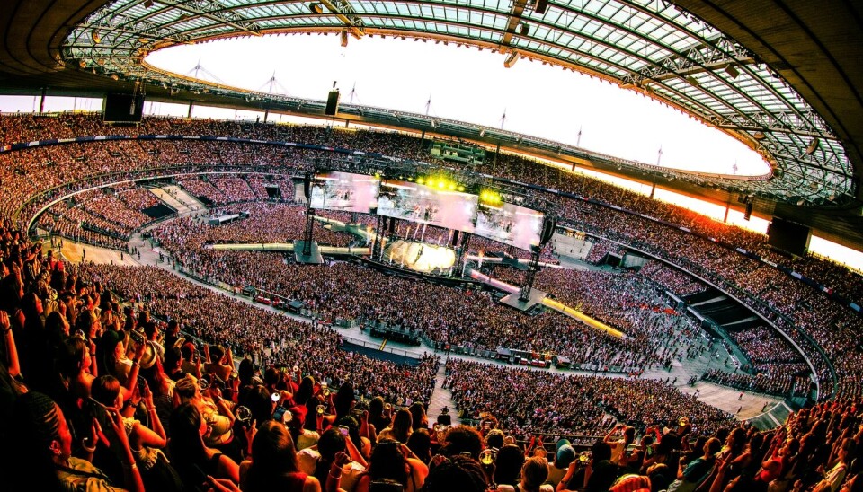 concert crowd Paris