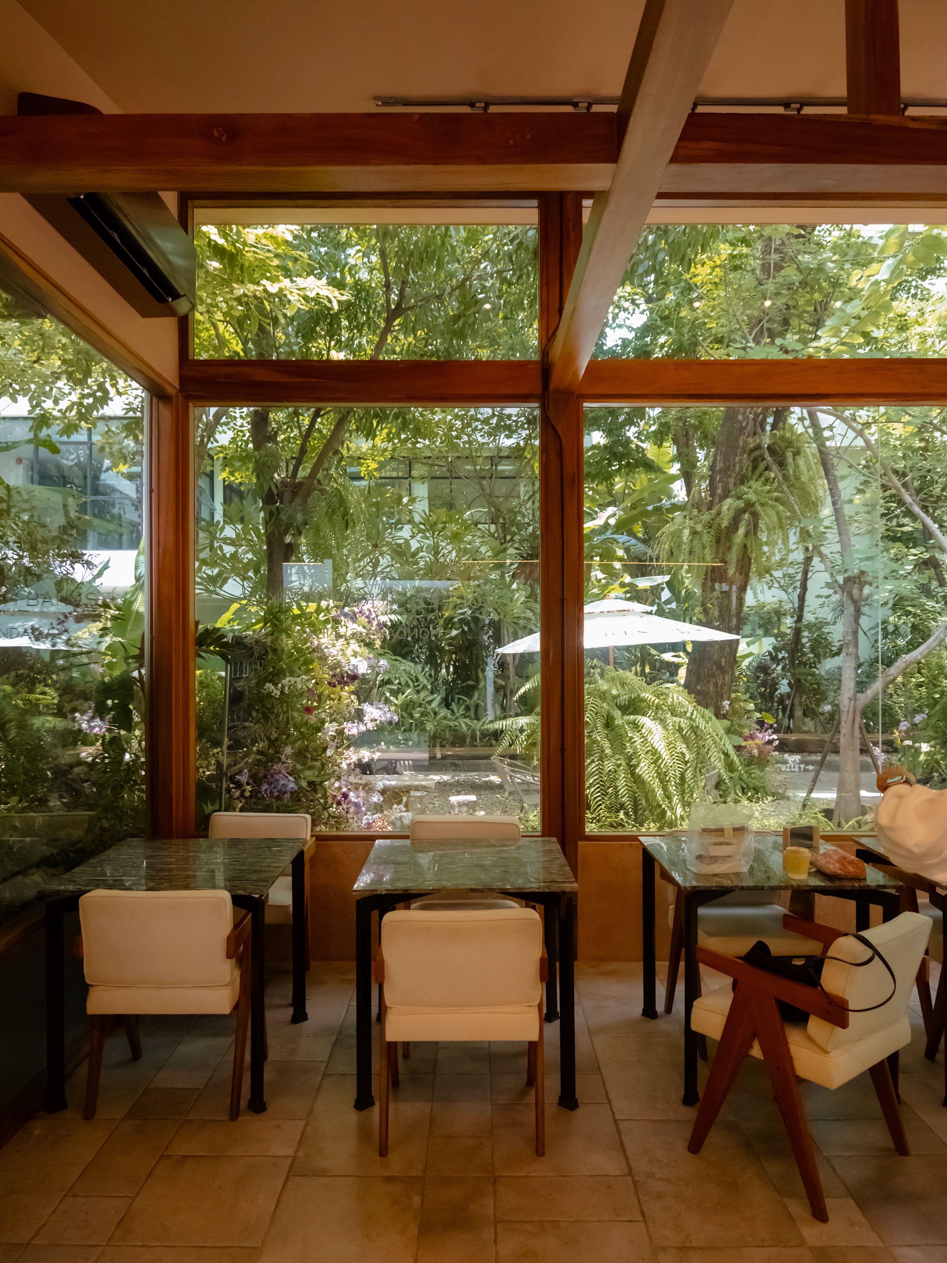 Cafe Lom — cafelom