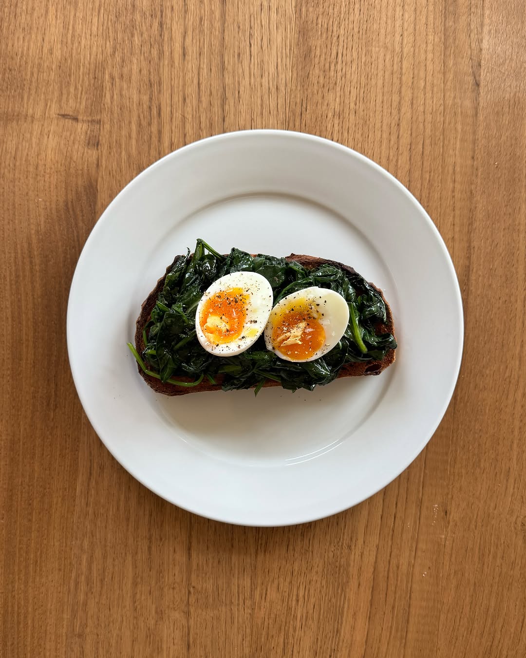 A table at Cremer Hoxton
