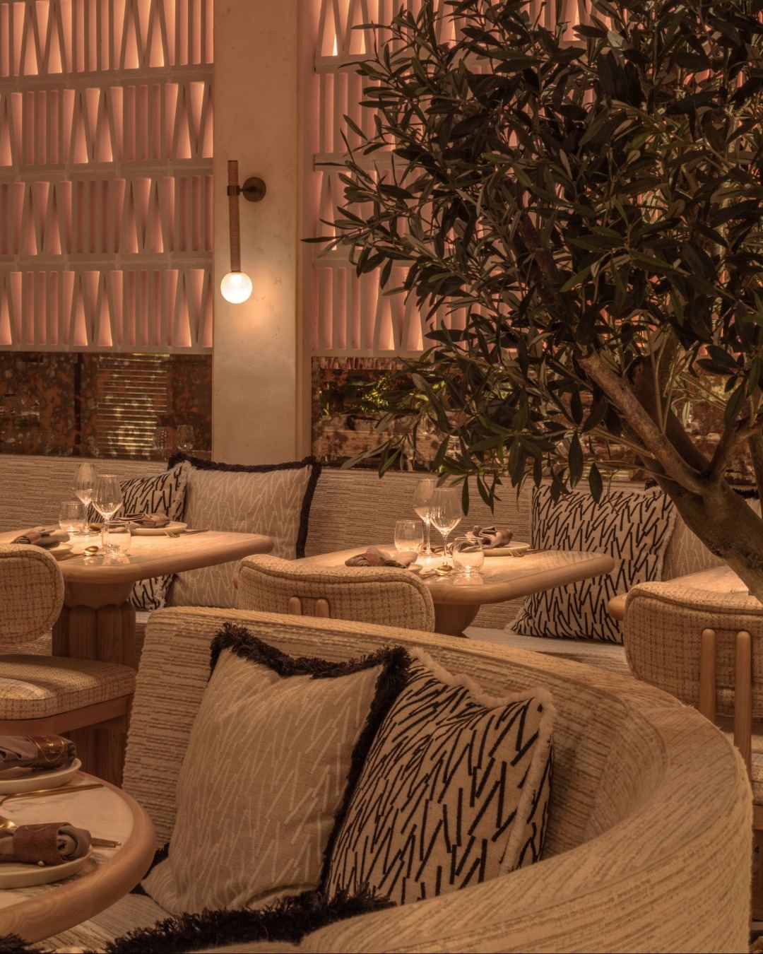 Tables at Fenix