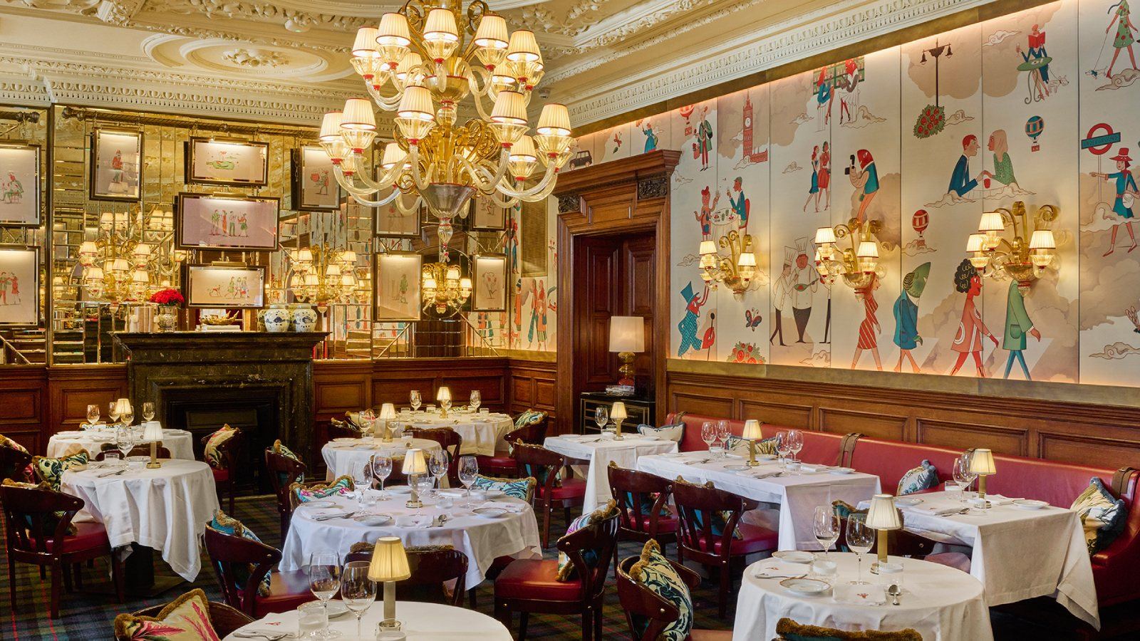 The Historical Room at Langosteria London, silk wallcoverings and a Venini chandelier in the old War Office