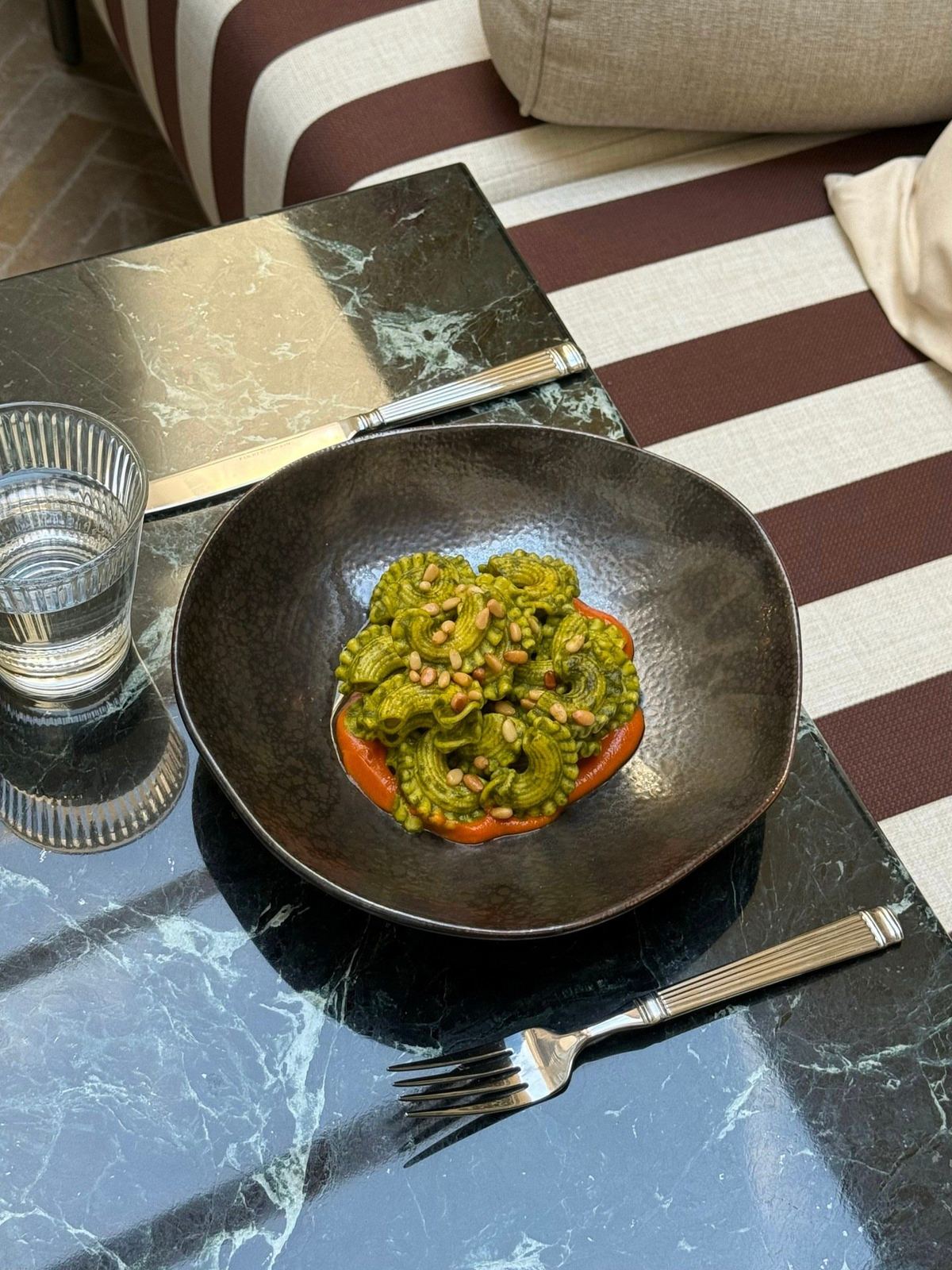 A plate at Mour