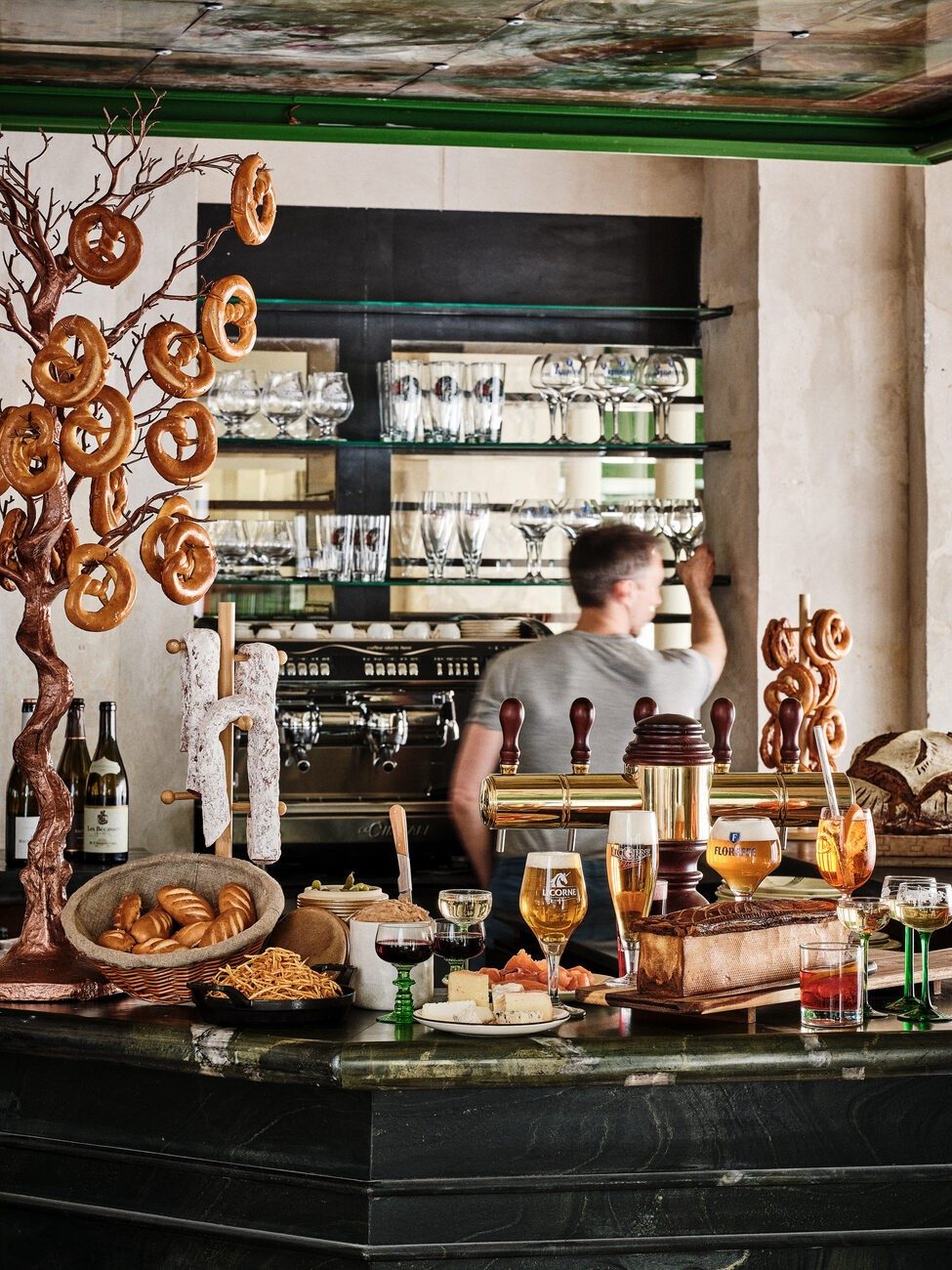 Pastry at Paris Bonheur