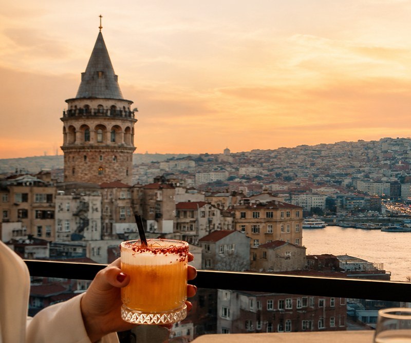 Peyvaz Restaurant Galata — Müdavim