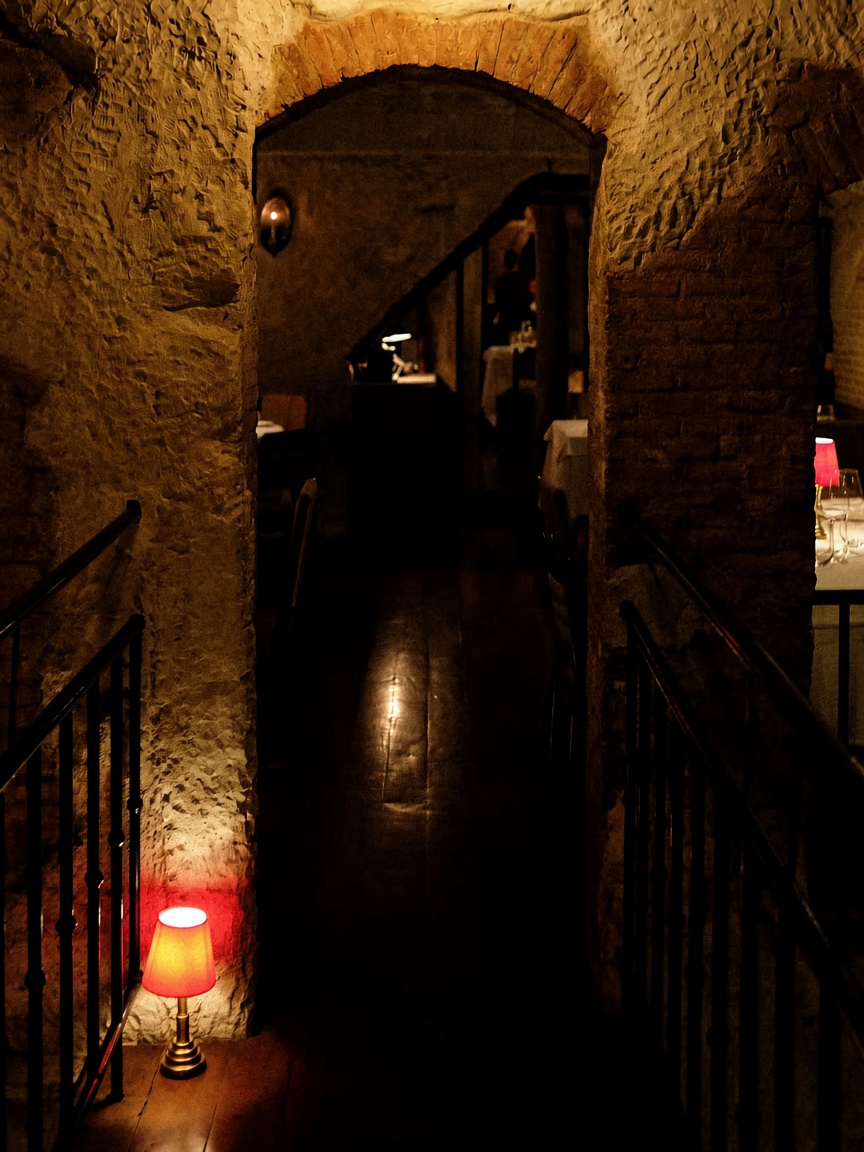 The dining room at Quilombo in the Thonglor castle