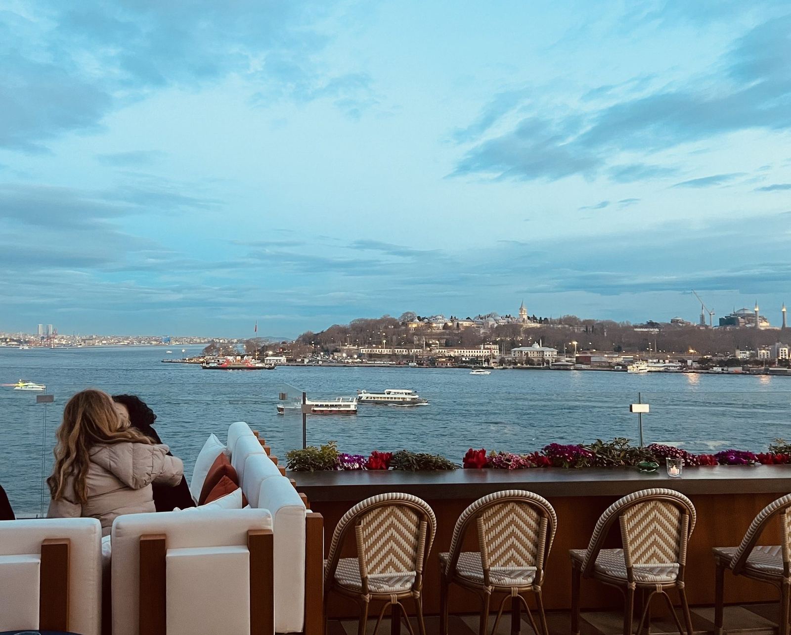 Sen’den Karaköy — Müdavim