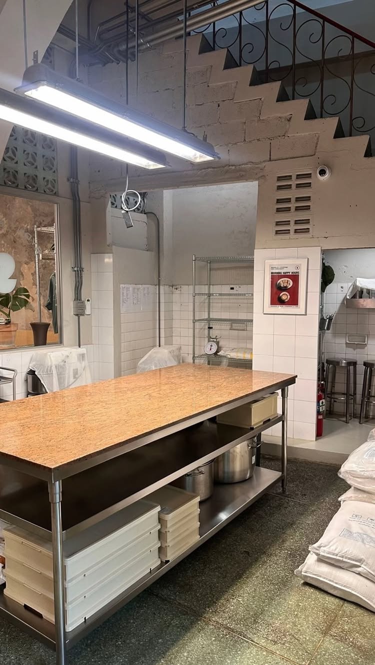 The room at Sydny Bagels
